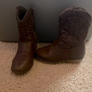 Target kids cowboy boots. Size 9